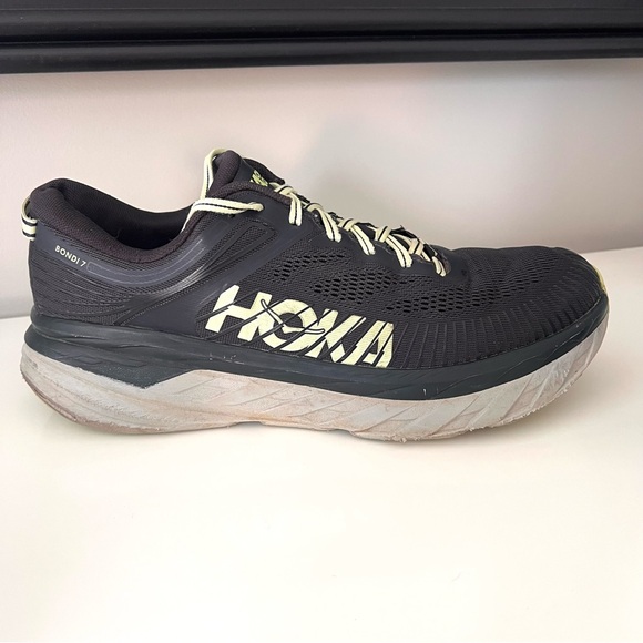 Hoka One One Sneakers Mens 12 Bondi 7 1110530 BGBT Black Running Gym Shoes - Picture 2 of 9